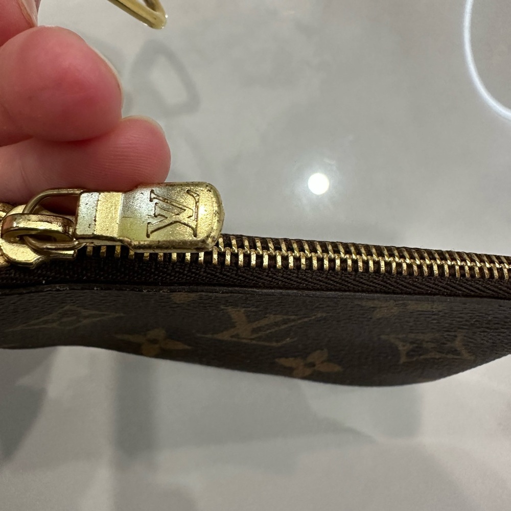 Louis Vuitton Monogram Key Cles - Picture 3 of 9